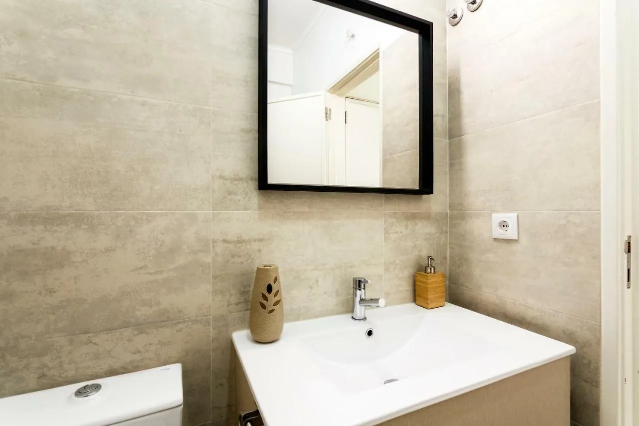 Whome | Anjos Stylish Apartment #6 Lisboa البرتغال